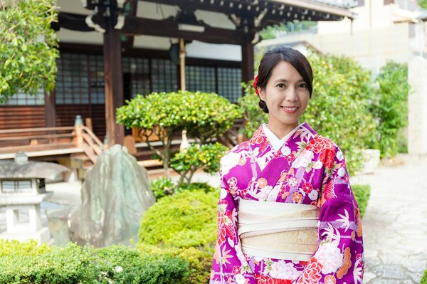 Kimono abaya : à porter pour un évènement spécial ?